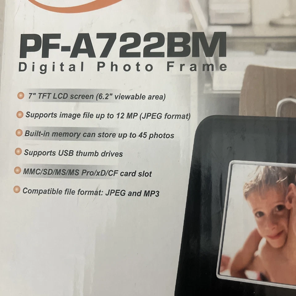 PF-A722BM Digital Photo Frame  7" frame  MP3 Music Holds 45 JPEG Pictures - Image 2 of 4