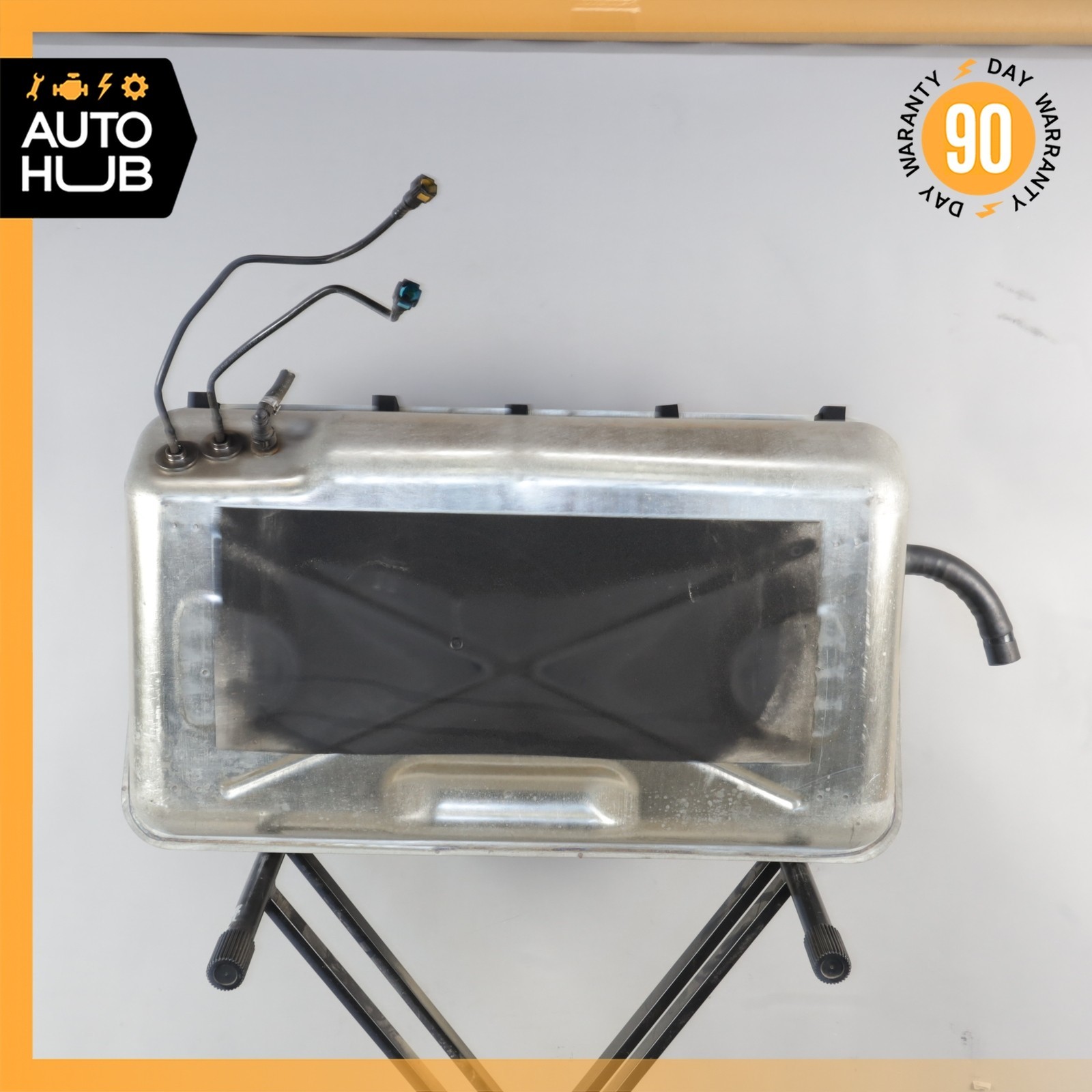05-12 Aston Martin DB9 Gas Fuel Tank Reservoir Assembly 4G439C133BC OEM 34k