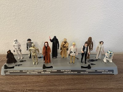 Vintage Kenner Star Wars First 12 Mail Away Display Stand With Figures