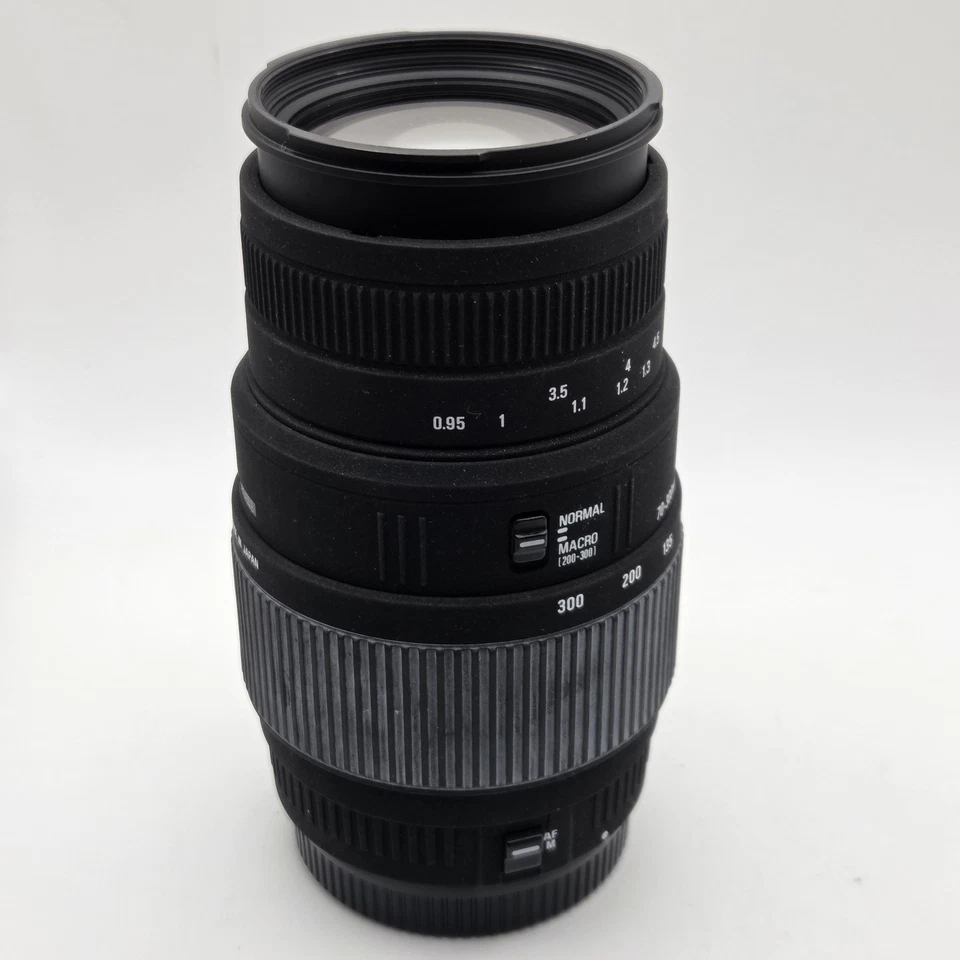 SIGMA 70-300mm F4-5.6 For CANON AF Sigma DG Japan - 0648 - Image 4 of 4
