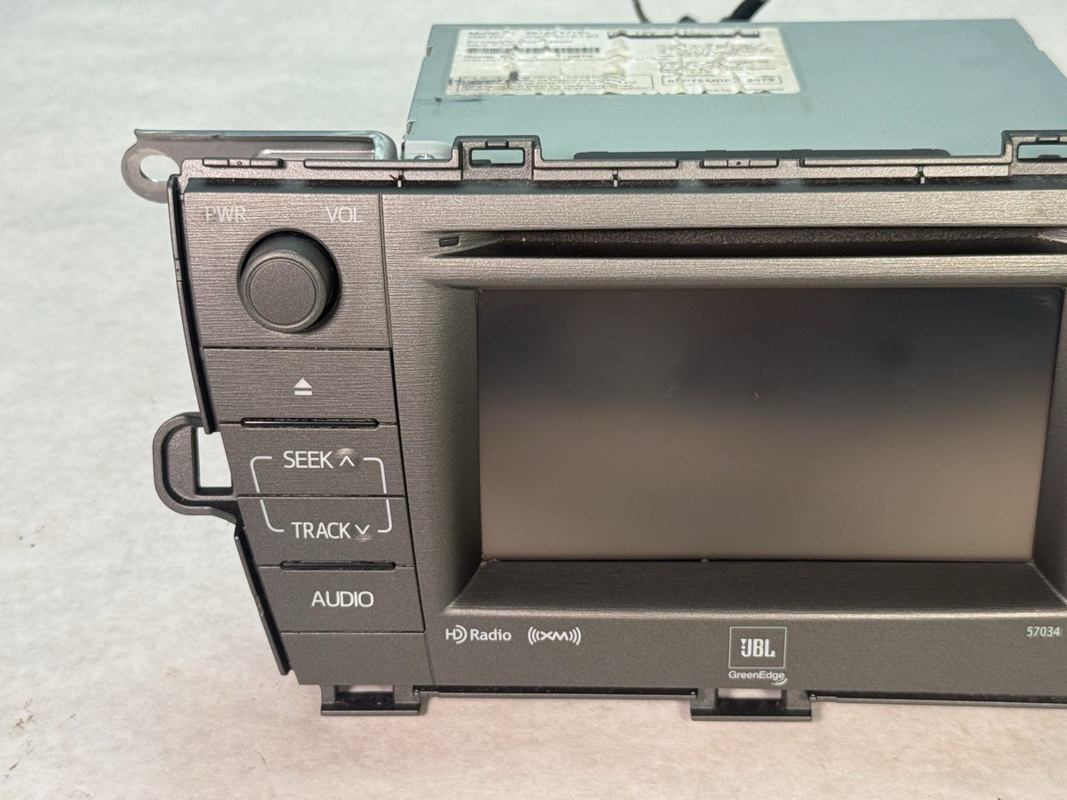 2012 - 15 Toyota Prius JBL Green Edge Radio CD Model 57034
