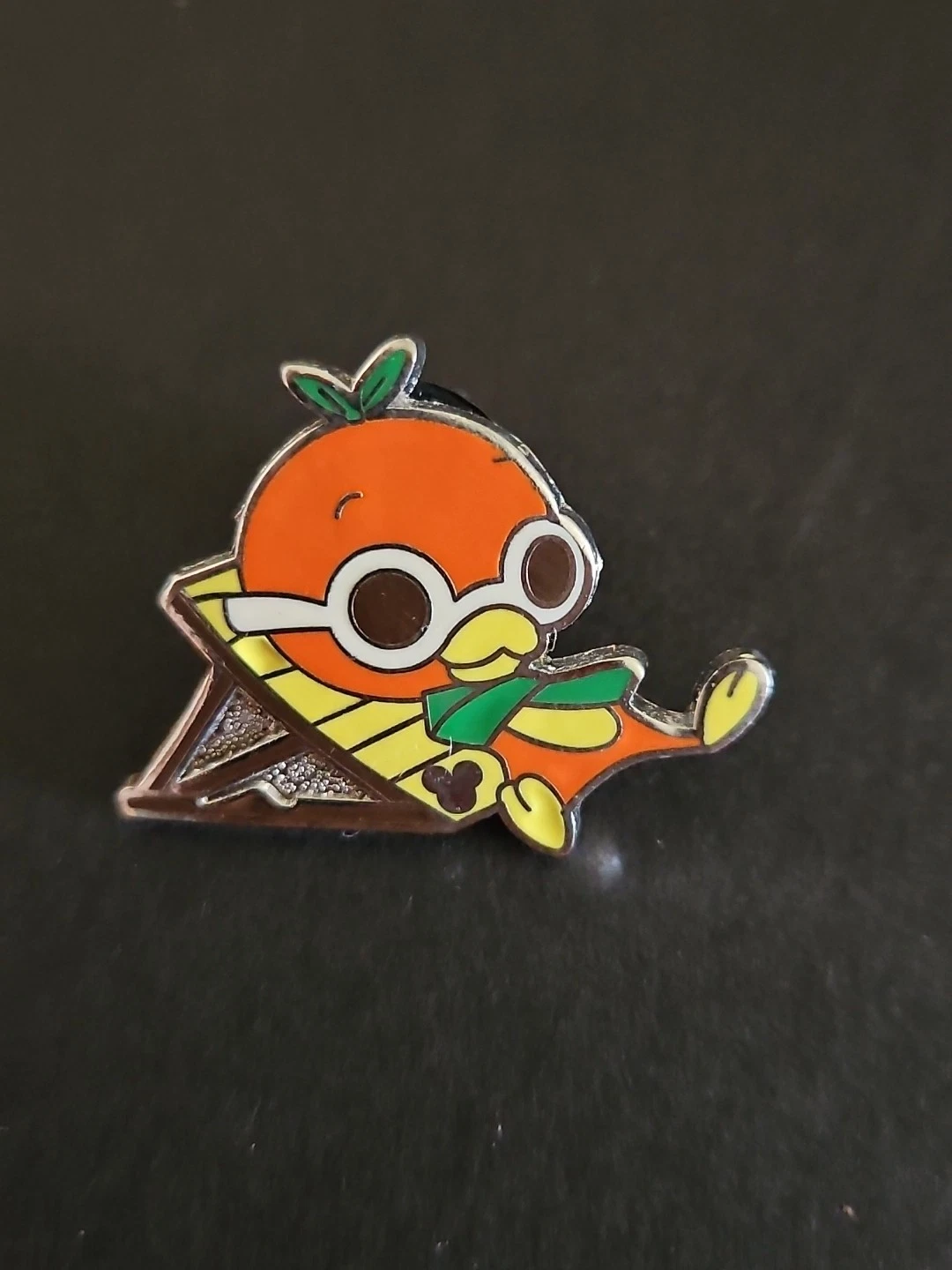 Disney Trading Pin Orange Bird Sunbathing Sunglasses 2 Of 5