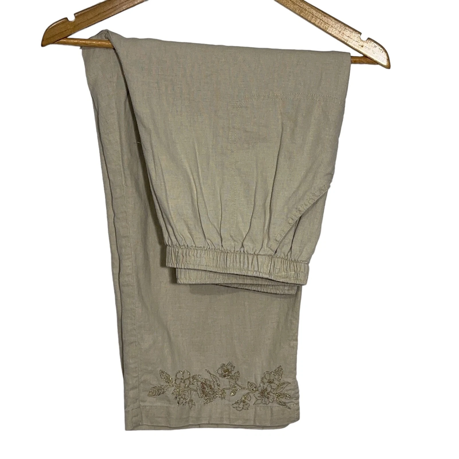 Cappagallo Womens Linen Blend Capris Size L Gold Floral Embroidery Casual