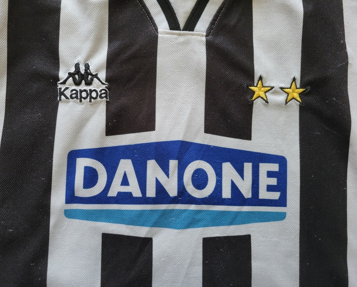 Juventus 1994 - 1995 Home football Kappa long sleeve Jersey Juventus 1994 - 1995 Home football Kappa long sleeve Jersey