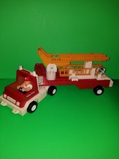 VINTAGE 1978 19" LONG FISHER PRICE PLASTIC FIRE TRUCK white rims.