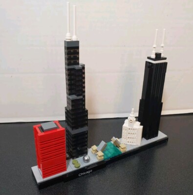 LEGO Architecture Chicago (21033) 100% Complete - AUTHENTIC 