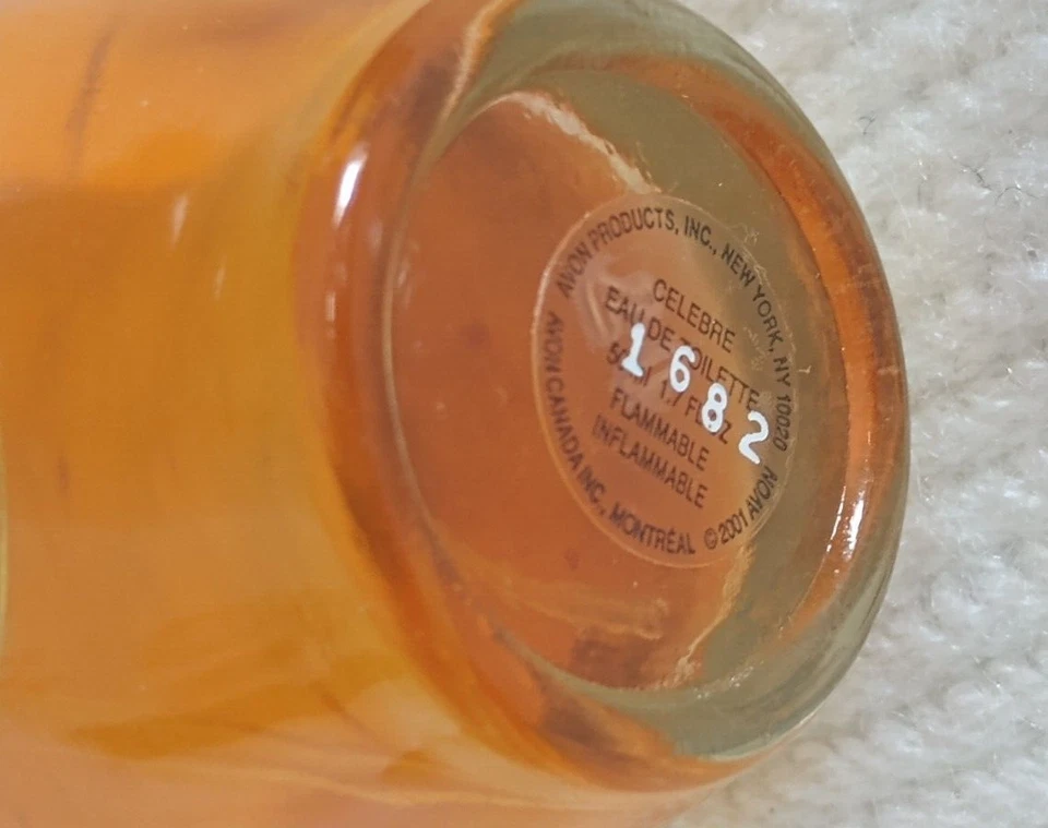 Avon CELEBRE Mujer Eau de Toilette Spray 1.7oz Original Vintage 2001💕 Foto 4 de 4