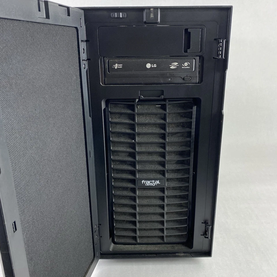 Fractal Design Define R5 ATX Mid Tower Computer Case - Image 4 of 4