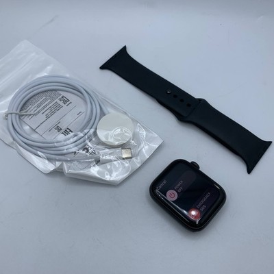 Apple Watch SE 44mm Space Gray Aluminum (GPS + Cellular) Excellent Condition