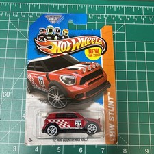 Hot Wheels '12 MINI COUNTRYMAN RALLY RED HW STUNT 2013 ~ 93/250 Sealed Card