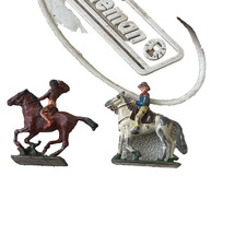 Britains Lead North American Indian Figures Lot Dd