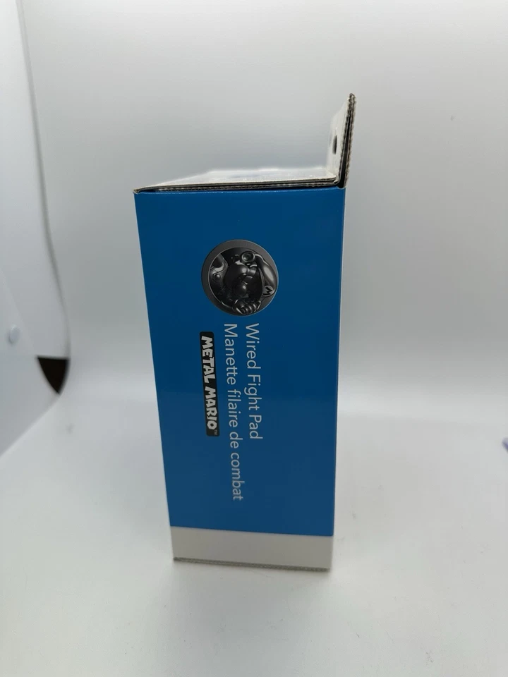 NEW PDP Wii/Wii U Metal Mario Wired Fight Pad Classic Controller New In Box - Image 2 of 4