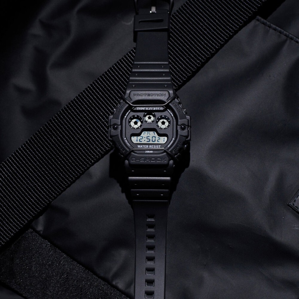 G-Shock x N.Hoolywood Japanese Fashion Limited Edition Watch G-Shock x N.Hoolywood Japanese Fashion Limited Edition Watch