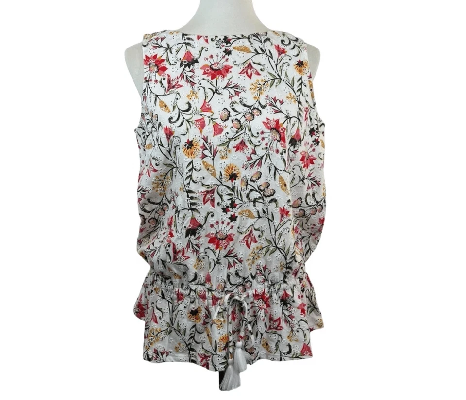 Top de algodón floral con ojales peplum y lazo en la cintura Jill, mediano. Jamgirl Foto 4 de 4