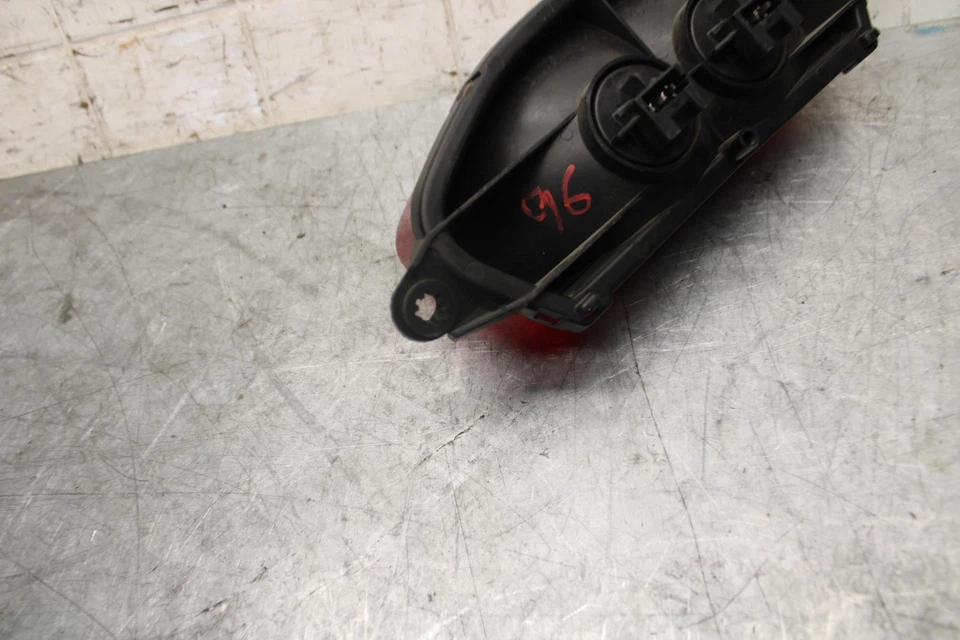 Luz de freno trasera Honda Super Hawk 1000 VTR1000F 1999 BB51 Foto 4 de 4