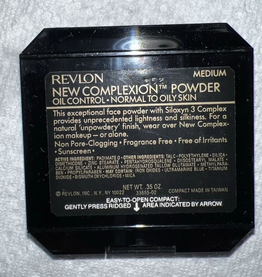 VINTAGE ~ NOS ~ REVLON ~ New Complexion Powder ~ Normal/Oily Skin ~ MEDIUM ~ NEW - Image 2 of 4