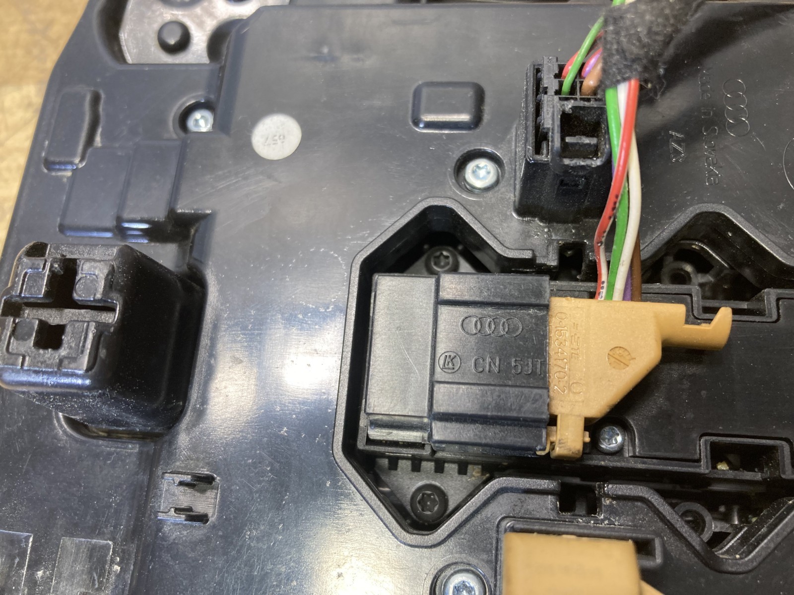 2016-2020 Bentley Bentayga Overhead Dome Light OEM 36A959613 36A947135 5Q0951177