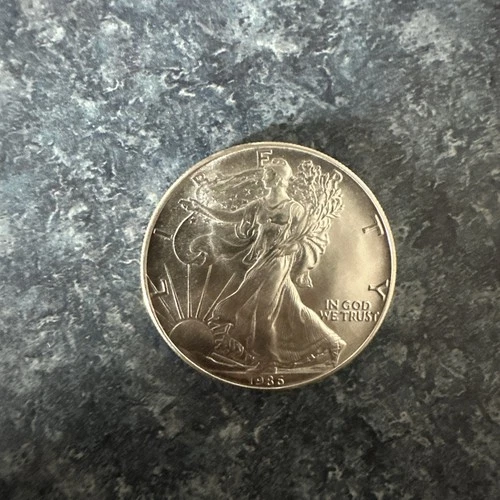 1986 American Silver Eagle 1 Troy Oz. .999 Fine One Dollar Coin Uncirculated