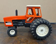 1/16 Allis-Chalmers AC 7060 Tractor w/Rear Duals - EUC - No Box