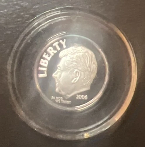 2006 Ronald Reagan 1/10 Oz.999 Fine Silver Proof Dime Round uncirculated in case