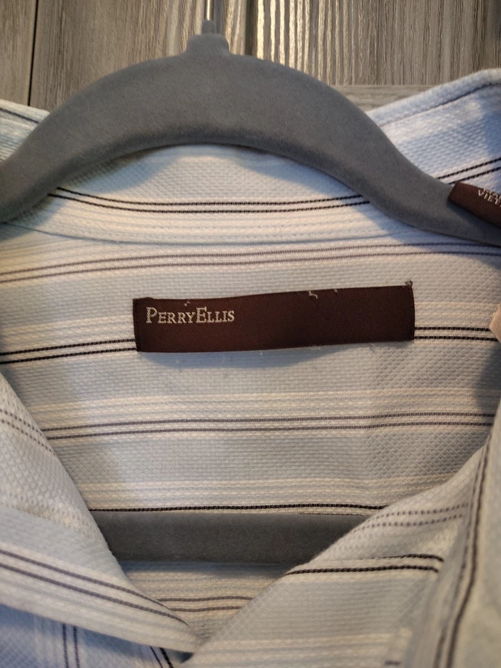 Camisa de vestir Perry Ellis para hombre manga larga con botones azul a rayas algodón mediano Foto 2 de 2