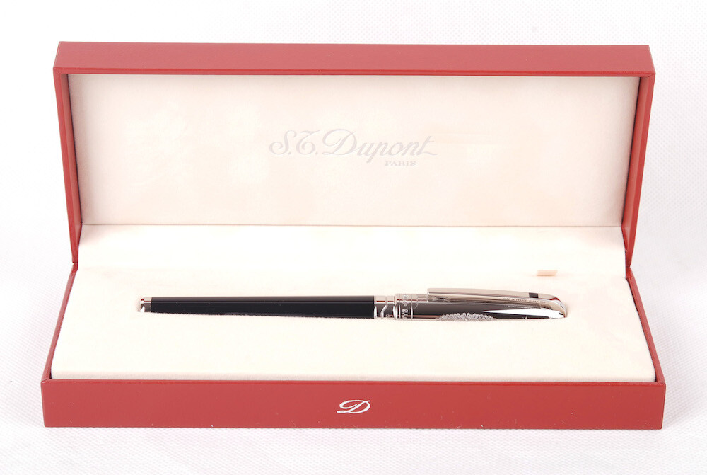 S.T.Dupont Napoleon Limited Edition Platinum 18K Gold Nib Fountain
