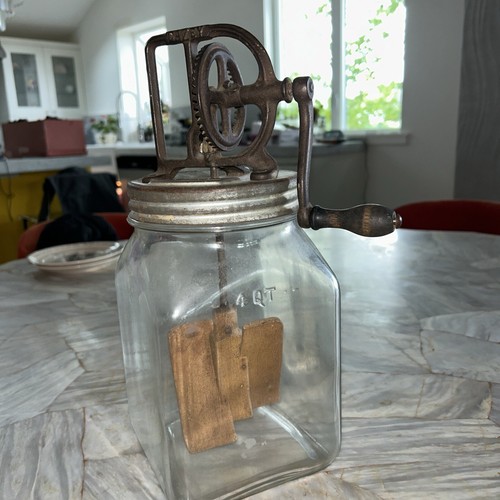 Glass Vintage Butter Churned 4 QT - Photo 1/2