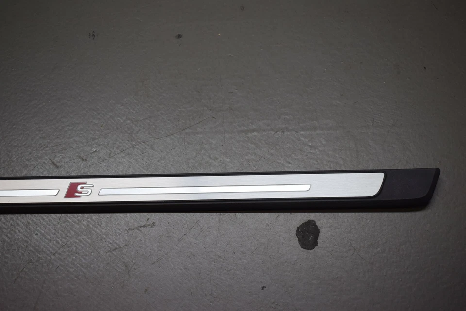 2018-2019 AUDI S5 LEFT SIDE SCUFF PLATE FACTORY OEM - Image 3 of 4