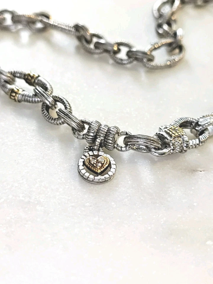 Collar de cadena Judith Ripka de oro de 18 quilates y diamantes de ley con dije en corazón Foto 3 de 4