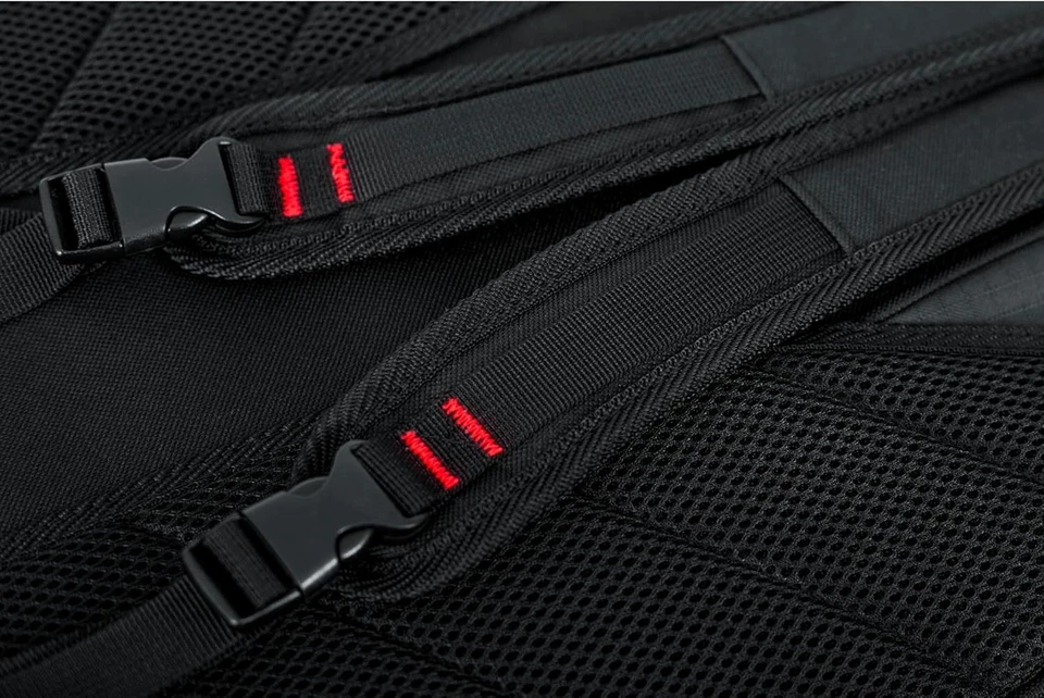 Stylish Black Synthetic Ukulele Gig Bag for Tenor Instruments - 27.75" Size - Image 4 of 4