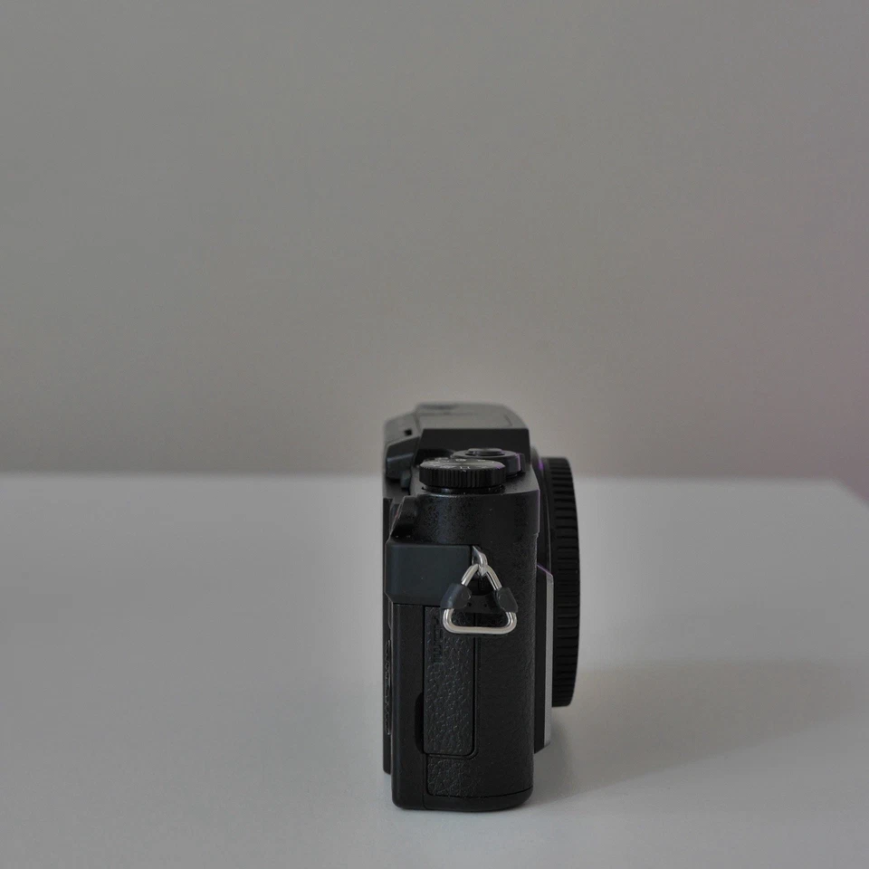 Panasonic LUMIX DC-GX880 (GF10) 16MP Body - Excellent Cond (Shutter Count 407), photo 2 of 5