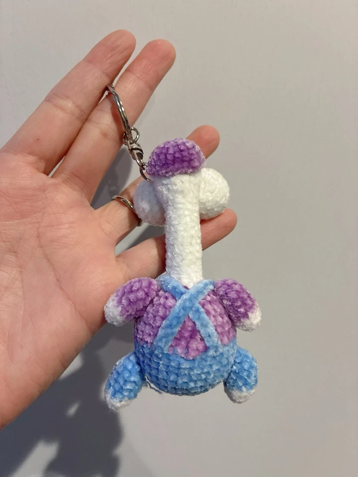 Llavero de ganchillo hecho a mano de pollo Mario divertido lindo encanto llavero regalo Foto 4 de 4