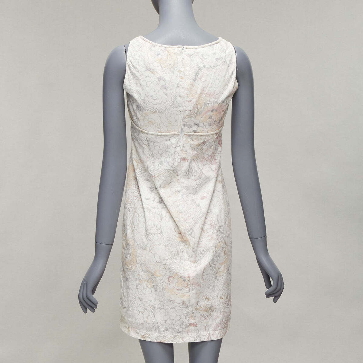 【CHANEL】trimmed sleeveless sheath dress【ランク:A】 s-l1200.jpg