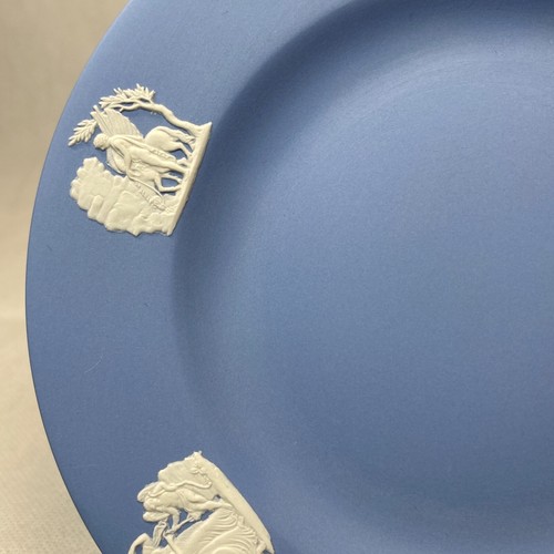 Wedgwood Jasper Blue With Ornate Cream Decorative Plate 6 5/8" - Picture 8 of 17