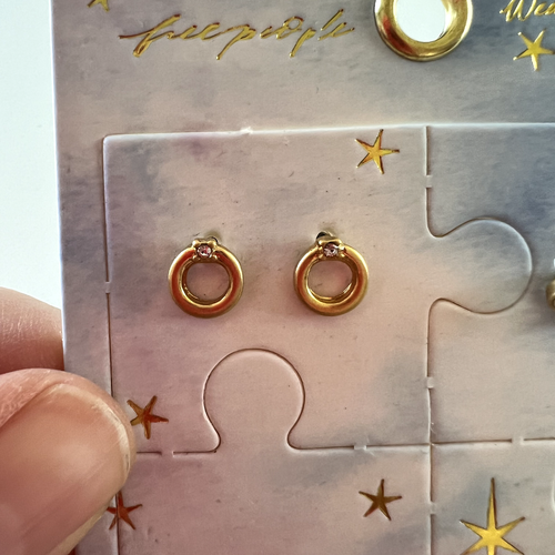 Free People Lucky Charm Stud Set - 4 pairs of studs. RRP £32 Brand new. - Picture 2 of 6