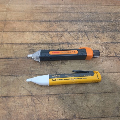Fluke 1AC-A II VoltAlert Non-Contact Voltage Tester Pen