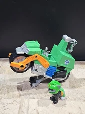 Paw Patrol Moto Pups Rocky's Deluxe Pull Back Motorcycle Vehicle And Figure