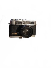 Vintage Yashica M Film Camera with 45mm f/1.9 Lens