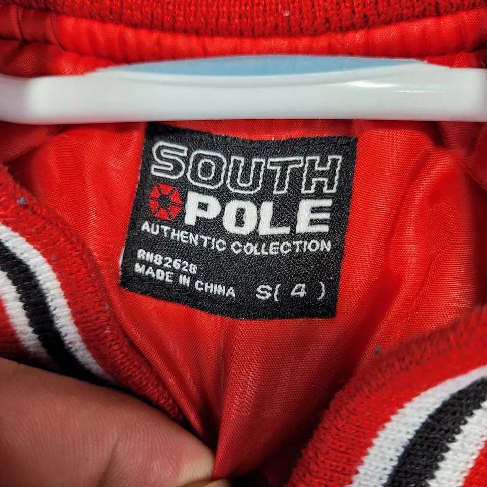 Southpole 男孩夹克小号红色黑色校服风格纽扣外套 — 第 2/4 张图片
