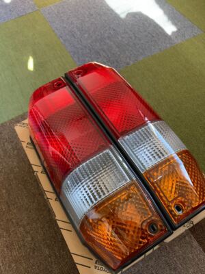 Genuine Toyota Land Cruiser 76 Series FZJ76 Rear Tail Lights Lamps