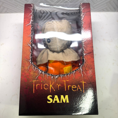 Mezco Toys Trick R' Treat Sam Mega Scale 15 Inch 2017 Rare Collector Doll New