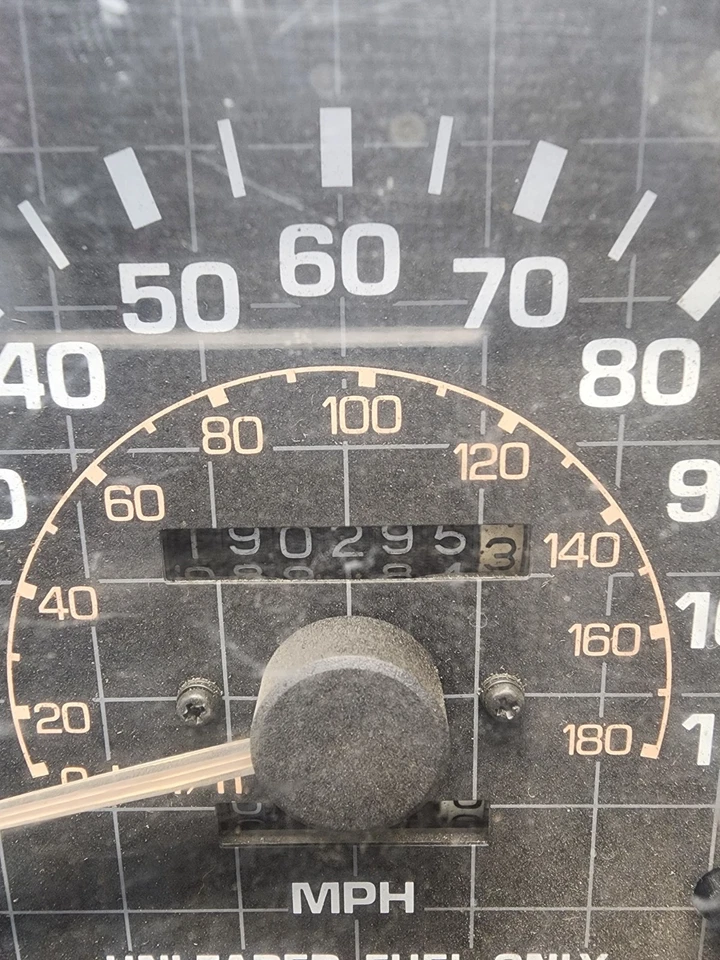 Toyota Pickup 22RTE 1986 turbo calibre clúster turbo automático 190 k millas Foto 2 de 4