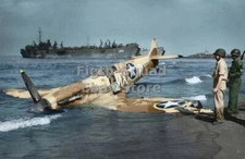 WW2 Picture Photo D-Day US Air Force Spitfire Figther on the Beach 5920