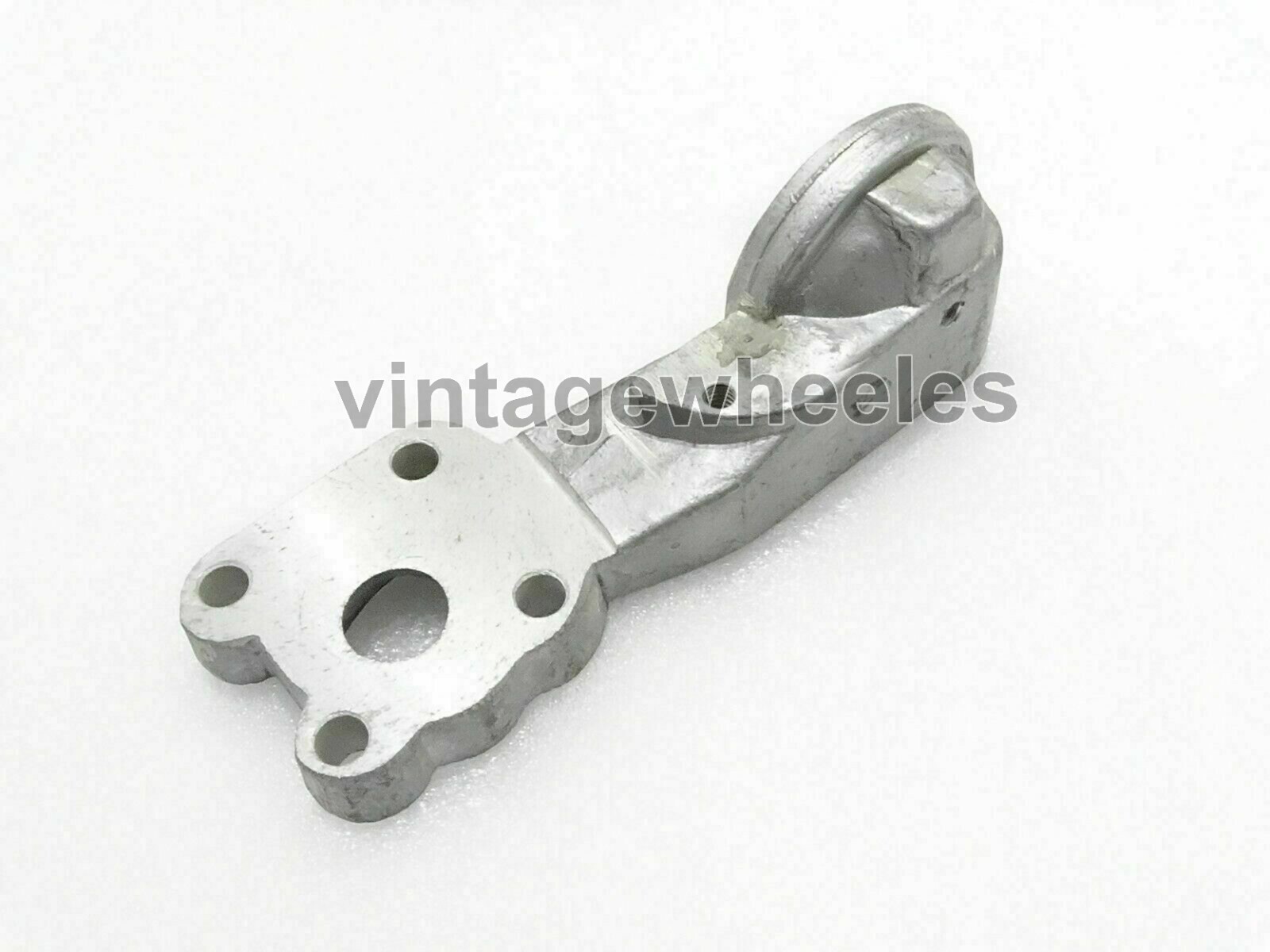 Massey Ferguson 135 Hydraulic Pump Filter Housing Part 189373M2 eBay