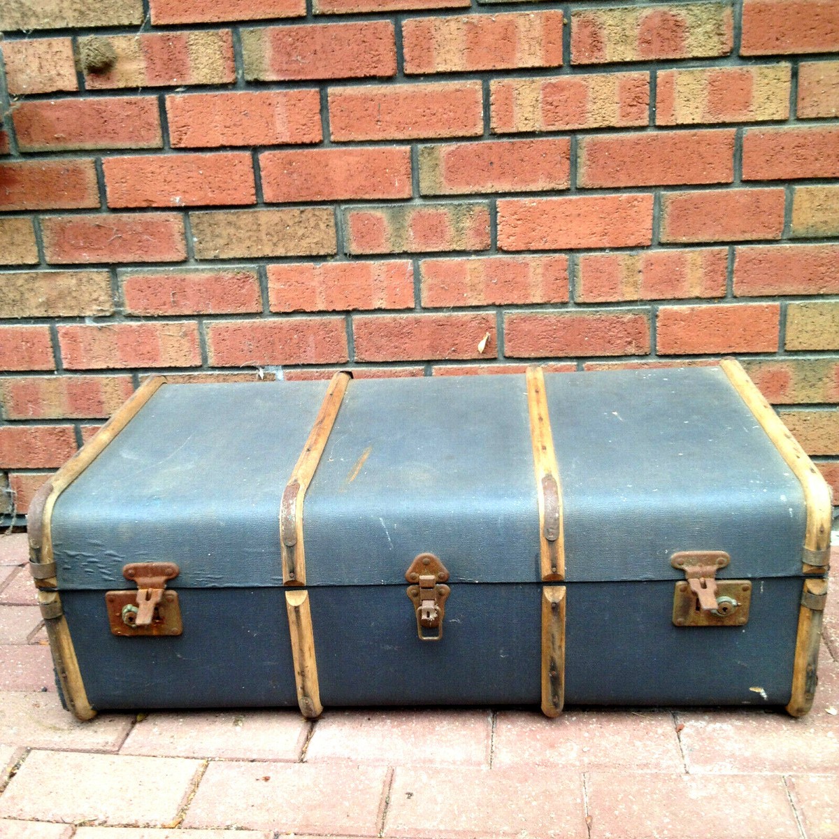 Antique Grand Trunk Heritage Suitcase Luggage Steamer Cabin Trunk Large  ADELAIDE