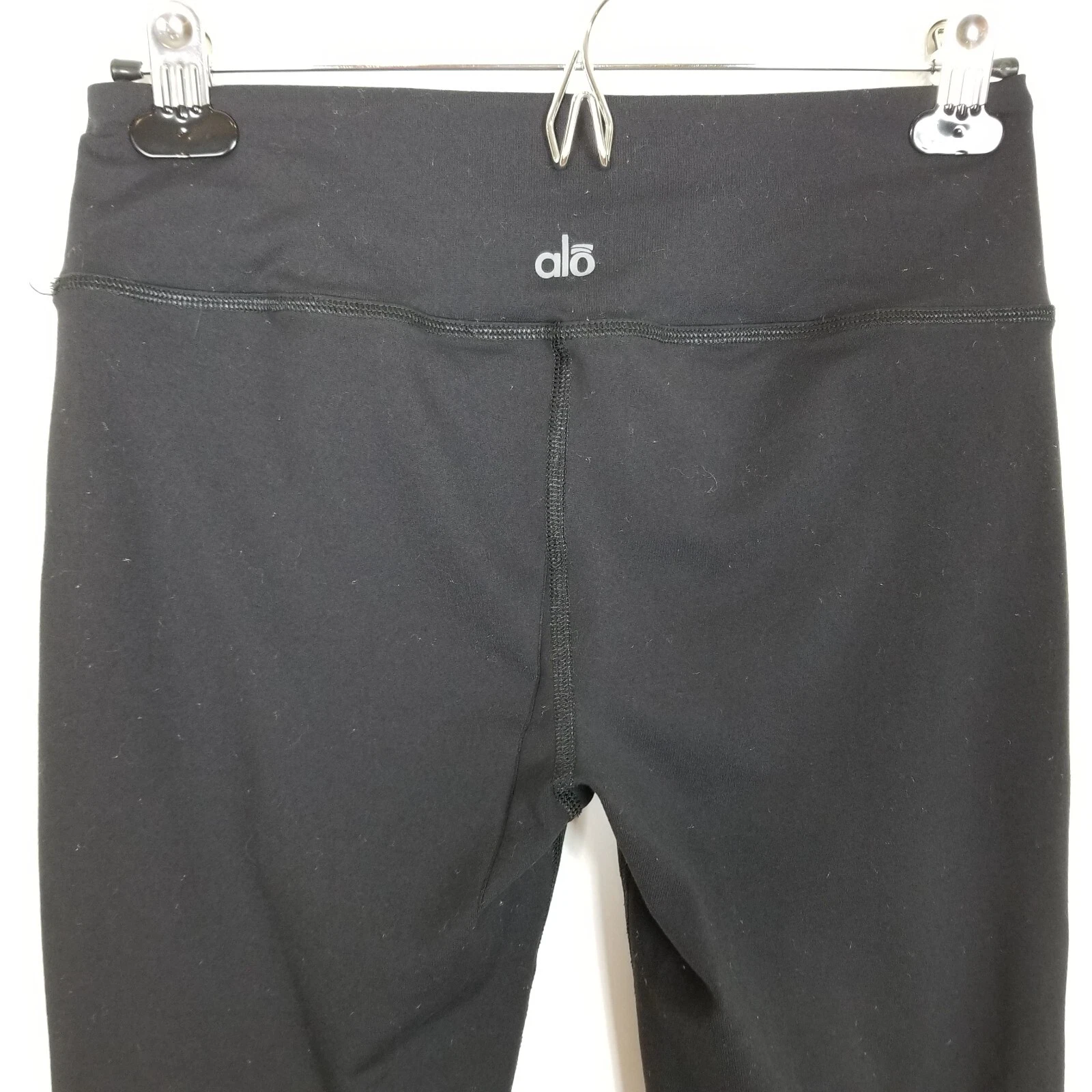 alo-yoga cool fit cropped ruched hem athletic yoga running pants
