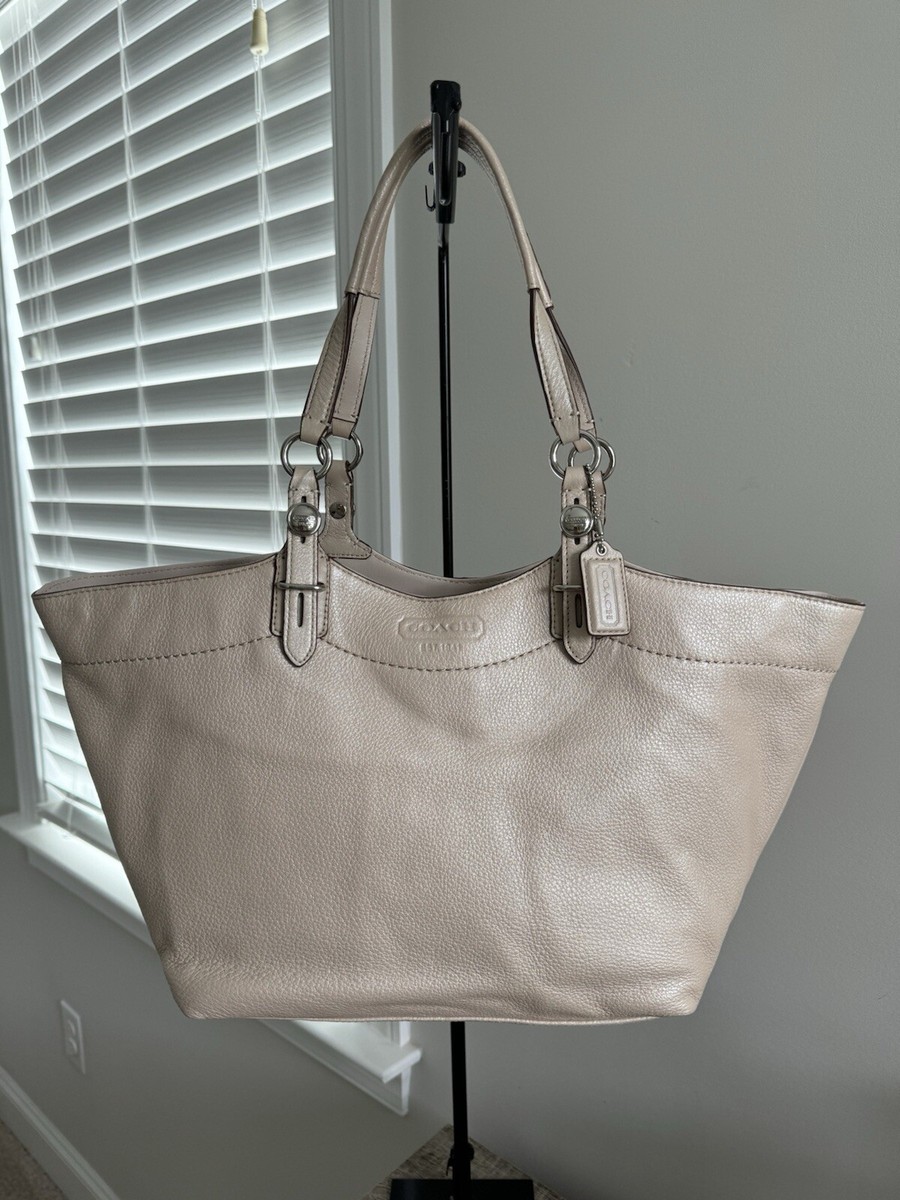 NWT Coach Large Shell/Cream Leather Carly Tote Shoulder Bag