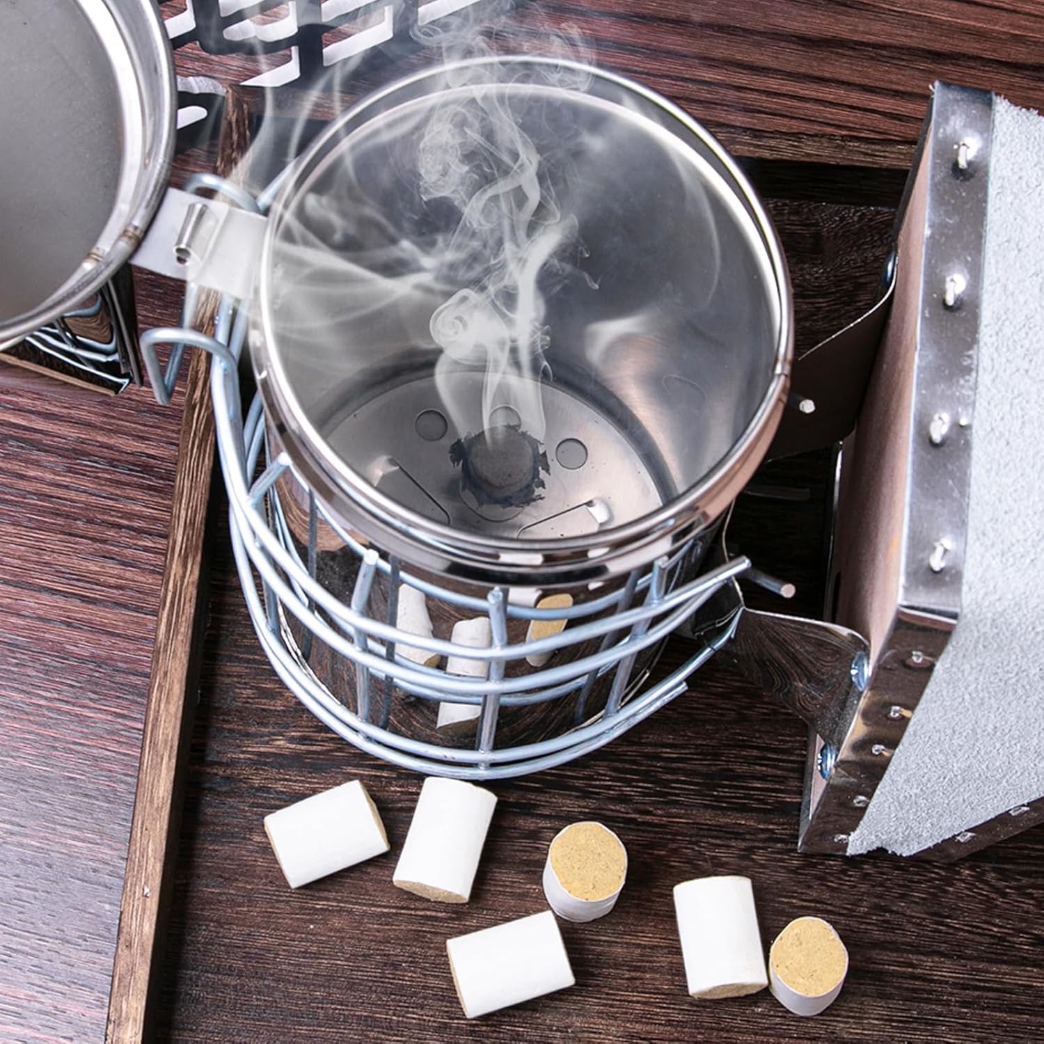 ZffXH 108 PCS/lot Bee Hive Smoker Pellet - 108 pcs Pellets Fuel 