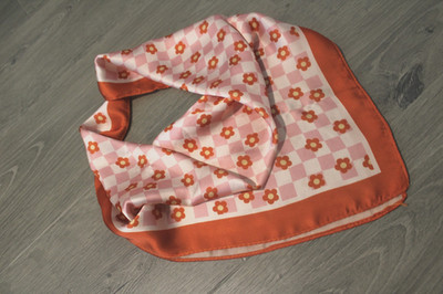 Lightweight Accent Head Scarf 21'' Sq Flowers Rust Peach Dk Orange Off-Wht Floral