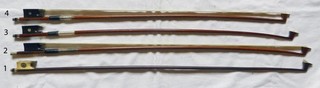 Lot de 4 anciens archets de violon